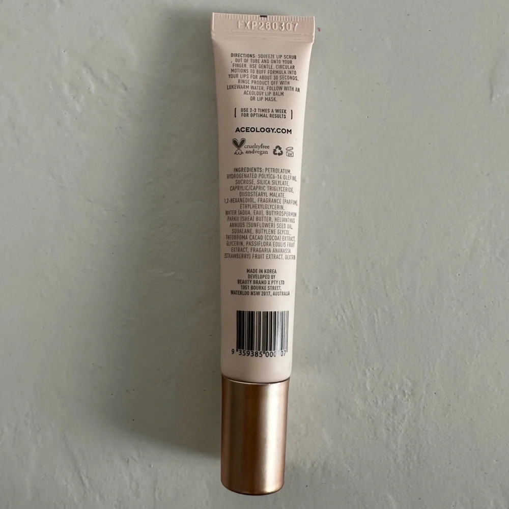 ACEOLOGY - Passionfruit Refining Lip Scrub NWT